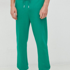 United Colors of Benetton pantaloni de trening din bumbac barbati, culoarea verde, cu imprimeu