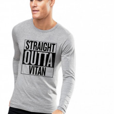 Bluza barbati gri cu text negru - Straight Outta Vitan - M