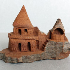 Miniatura suvenir din Mexic - Castel sculptat manual in lemn de pluta