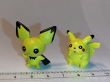 bnk jc Pokemon - figurine mini - Pikachu + Pichu