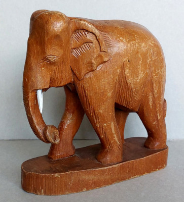Elefant - sculptura cu postament in lemn de tec Thailanda, marime 18x17cm foto