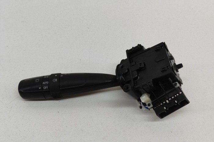 Buton comutator semnalizare SUZUKI SX4 S-Cross JYB 2023 OEM: 37210-61M50 26680955