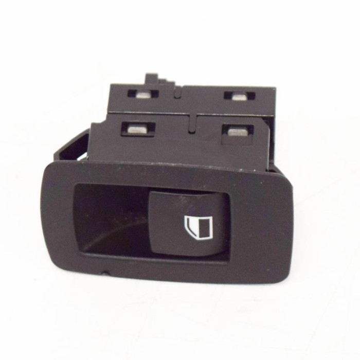 Buton geam ușă st&acirc;nga spate BMW 3 F30, F80 2012 OEM: 9208106 4042553