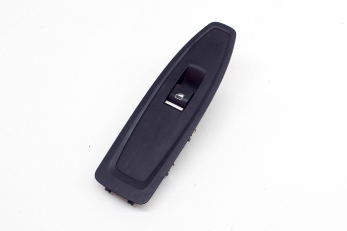 Buton geam ușă st&acirc;nga față BMW 2 Coupe F22, F87 2018 OEM: 7444008,9208107 15216902