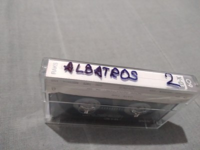 CASETA AUDIO ALBATROS 2 FARA CARCASA foto