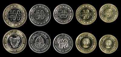 BAHRAIN █ SET COMPLET DE MONEDE █ 5+10+25+50+100 Fils █ 2014-2017 █ UNC foto