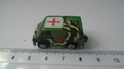 bnk jc Hasbro - Micro Machines - vehicule - Chevrolet &amp;#039;70s Van Ambulance foto