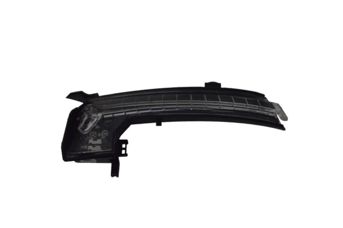 Semnalizare oglinda ușă dreapta față SKODA KAMIQ 2020 OEM: 654949102 | 17827225
