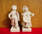 FETITA SI BAIETEL- BIBELOURI DIN PORTELAN FIN - MARCAJ SITZENDORFER H9,5CM