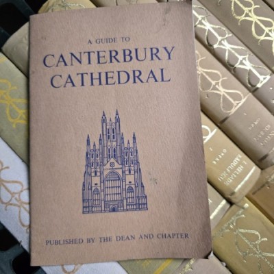 A guide to Canterbury Cathedral foto
