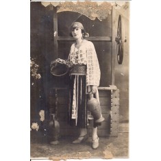 Fotografie tip carte postala circulata in 8 martie 1926