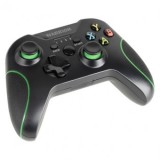 Gamepad Wireless Kruger&amp;Matz compatibil Xbox One/Series X/PC, 2.4GHz, Vibratii, Baterie 600mAh