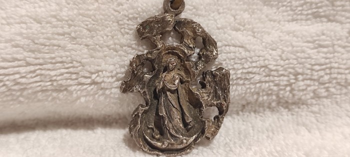 MEDALION FECIOARA MARIA manopera EXCEPTIONALA foarte VECHI de colectie UNIC