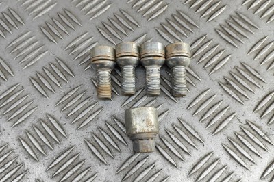 Set prezon antifurt AUDI A5 Avant 2024 OEM: 4F0698139C | 31881736 foto