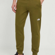 The North Face pantaloni de trening din bumbac culoarea verde, neted