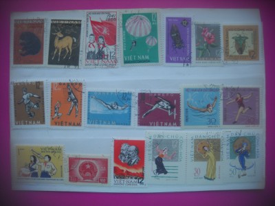HOPCT LOT NR 617 VIETNAM -19 TIMBRE VECHI-STAMPILAT foto