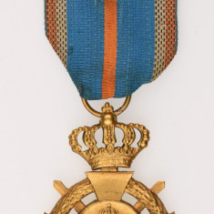 Crucea „Serviciul Credincios” model 1938, clasa I, panglica originala