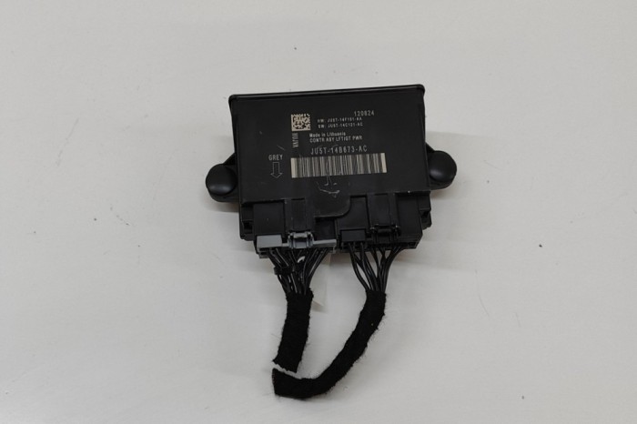 Unitate de control haion FORD KUGA III DFK 2024 OEM: JU5T-14F151-AA,JU5T-14C121-AC,JU5T-14B673-AC 31198397