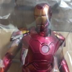 Figurina Iron Man Marvel MCU Avanger MARK XIII 30 cm pink