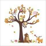 Cumpara ieftin Autocolant cu Animale Vesele in Copacul Toamnei, 100 x 100 cm, CBD CORAL BEST DEALS Artar 100 cm 100 cm 100 cm Artar 1 Folie