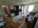 Vand apartament semidecomandat, cu 2 camere