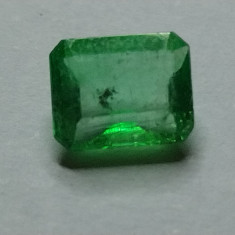 Smarald natural 0.65 ct