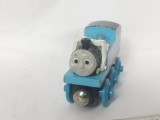 bnk jc Thomas &amp; friends - Thomas comes to breakfast - locomotiva de lemn