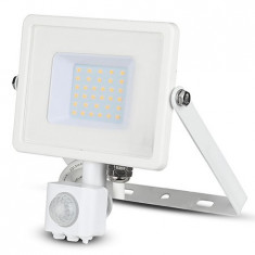 Reflector Led Smd 30w 4000k Ip44 Cu Senzor Miscare - Alb