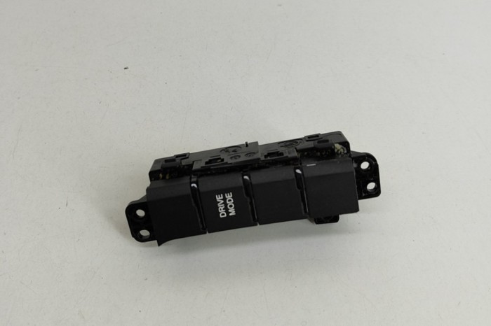 SSANGYONG KORANDO C300 2022 OEM: 85802-39030 SKU: 26366707