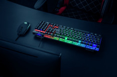 Tastatura gaming iluminata semi-mecanica cu fir foto