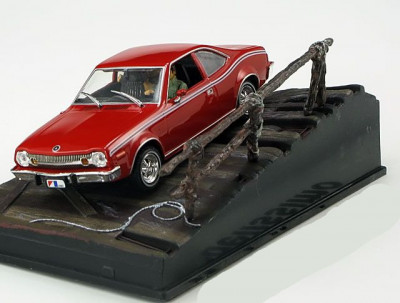 Macheta AMC Hornet 1973 diorama James Bond 007 - Altaya 1/43 foto