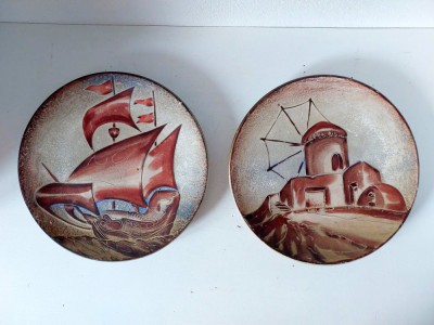 Lot 2 farfurii ceramice decor, cu vapor si cu moara de vant, neglazurate foto