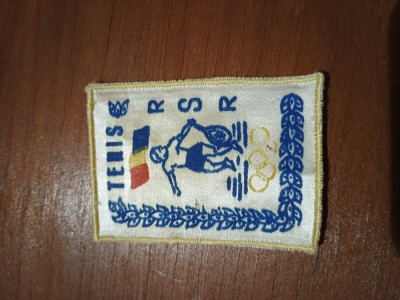 EFECT SPORTIV BRODAT TENIS RSR foto
