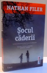 SOCUL CADERII de NATHAN FILER , 2014 foto
