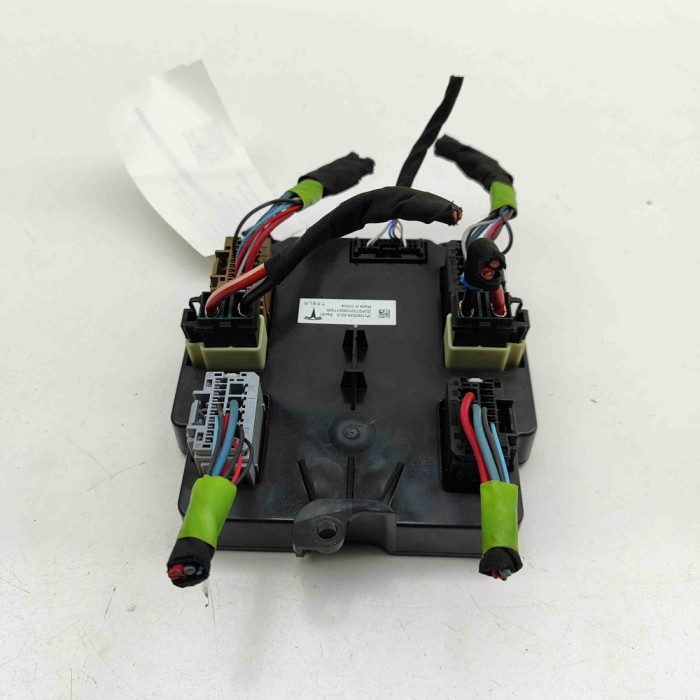 Modul de control ușă st&acirc;nga spate TESLA MODEL X 2020 OEM: 1062056-00-D 31671030