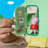 Set de joaca Peppa Pig Caravana celor trei purcelusi cu figurine