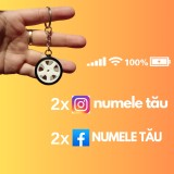 Cumpara ieftin Set Accesorii Auto 3D , Breloc Roata + Stickere Instagram, Facebook, WiFi E i Baterie