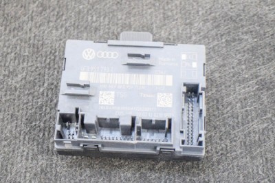 Modul de control ușă dreapta față AUDI Q7 4L 2013 OEM: 4F0959793T,8K0959793M 10885237 foto