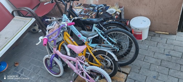 V&acirc;nd biciclete