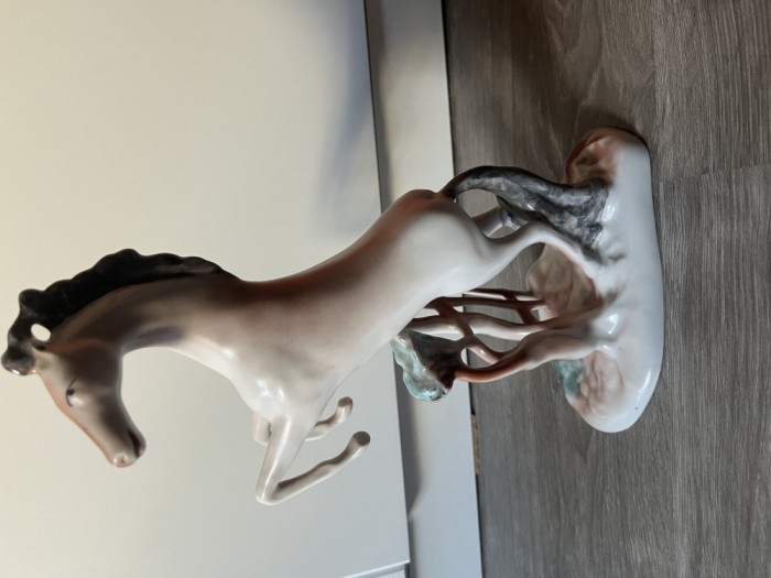 Figurina cal vintage din portelan Arpo