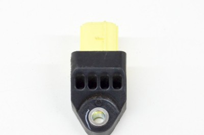 Senzor de impact st&amp;acirc;nga spate TOYOTA AURIS _E15_ 2010 OEM: 89831-75020 14481663 foto