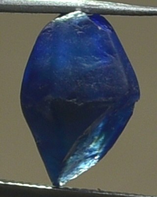 &amp;gt;&amp;gt; SAFIR NATURAL ALBASTRU Brut FRUMOS 5,33 ct. superb ( spart ) ! ! ! foto