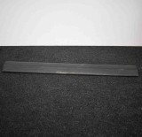 Ornament Prag Dreapta Față Mercedes-Benz E W212 2015 A2126860236 OEM Original