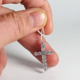 Cumpara ieftin Colier Cruce Zirconiu Argintiu Nytro 45cm - Bijuterie Spirituala, Pandantiv Elegant, Aliaj Zinc, Cadou Femei