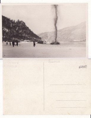 Orsova - Dunarea la Cazane iarna-explozii pentru spargerea ghetii foto