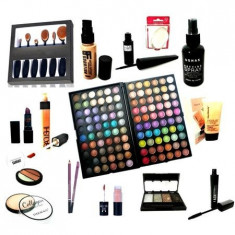 Kit makeup cu trusa 120 de culori nr 03 Twist foto