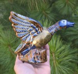 FIGURINA DECORATIVA RATA DIN CERAMICĂ SI ALAMA, LUCRATA SI DECORATA MANUAL