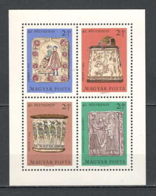 Ungaria.1969 Ziua marcii postale:Ceramica-Bl. SU.310 foto