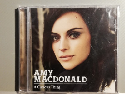 Amy Macdonald - A Curious Thing (2010/Mercury/England) - CD ORIGINAL/Nou-Sigilat foto