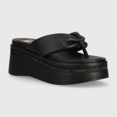 Tommy Jeans slapi TJW WEDGE SANDAL femei, culoarea negru, cu platforma, EN0EN02457